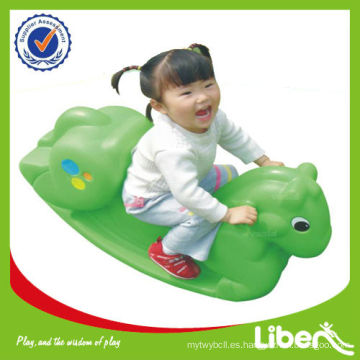 Bebé caballo mecedora de plástico LE-YM004